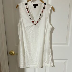 Dana Bachman cotton/spandex sleeveless tunic with neckline beaded detail